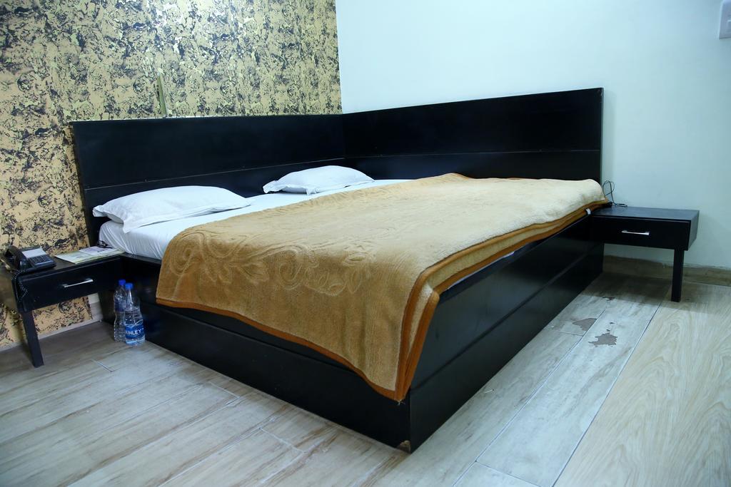 דלהי Hotel Ananda חדר תמונה