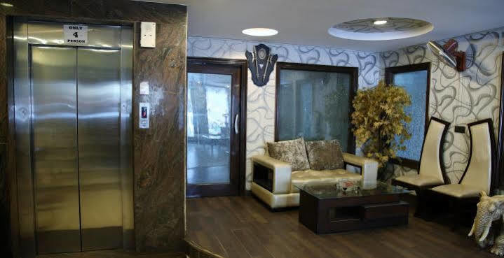 דלהי Hotel Ananda מראה חיצוני תמונה